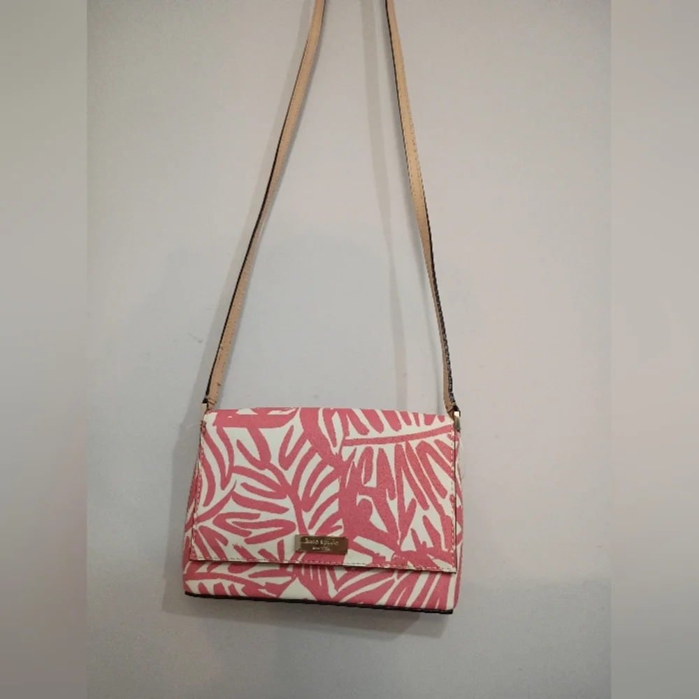 Kate Spade, EUC, Crossbody Bag, Leaf Print, Snap Closure, Color Pink, White - Picture 5 of 13